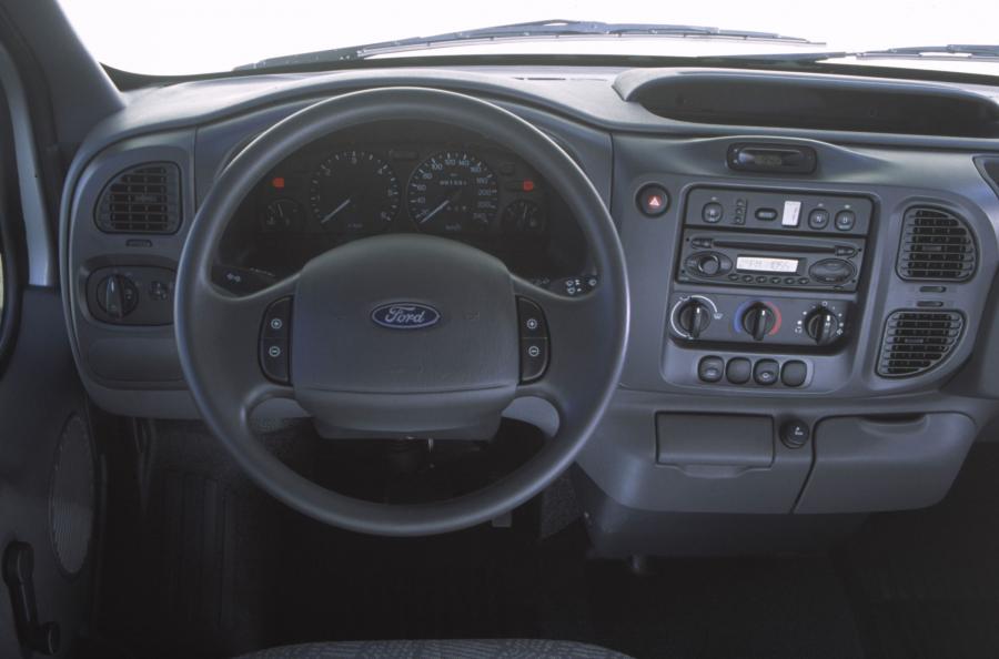  Ford Transit 2000 года  (фото 88 из 109)